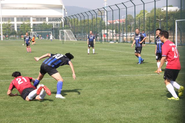 迪马利亚18分钟上演帽子戏法：加油本菲卡！